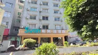 Svan · Simple Hotel - breakfast