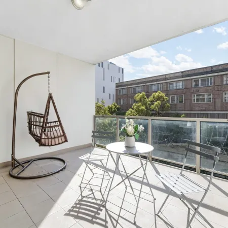 JC Home - Free Wifi & Parking, Close Shopping & station