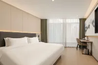 Weiting R Hotel (Nanjing Road Pedestrian Street People's Square Station) - 3-Star