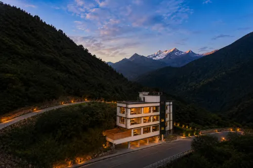 Yunqidu·Private soup villa with 24-hour free oxygen inhalation and floor heating - 3-Star
