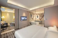 Swire Hotel - balcony