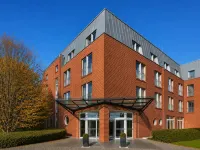 Sunday Hotel Köln Hürth（科隆許爾特酒店） 鄰近林登塔爾的酒店