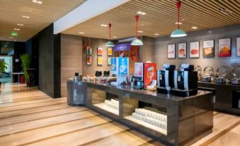 Holiday Inn Express CHENGDU WEST GATE by IHG