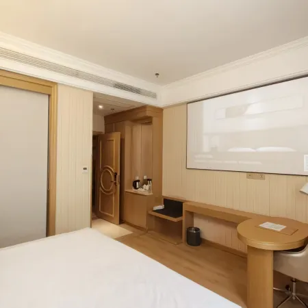 Vienna 3 Best Hotel (Xinyi Beijing Road High-speed Railway Station Store)