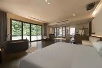 Serene  Hill  Retreat - Pet-friendly