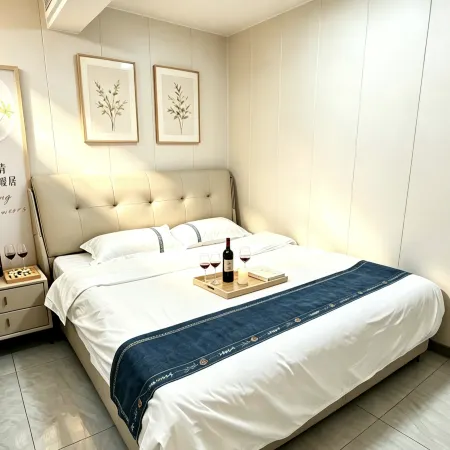 Green Warm Lodge