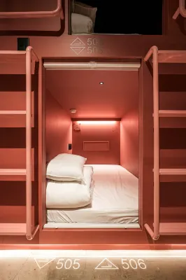 Jh Blossom Capsule and Cabin Hotel - breakfast