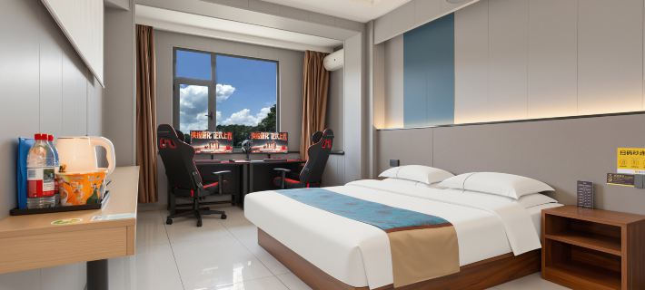 Jingyue E-sports Homestay (Lüliang Liulin Hechang Avenue) 류린 호텔