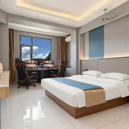 Jingyue E-sports Homestay (Lüliang Liulin Hechang Avenue)