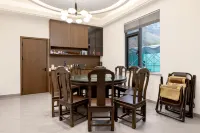 Zimu Home Homestay (Anji Dragon Encounter Grand Canyon Rafting) - Mountain view