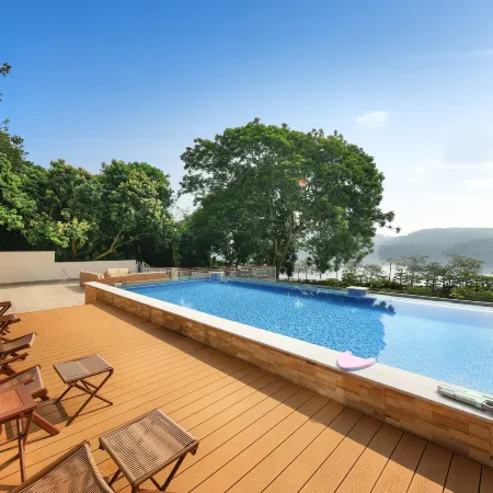 Under the Olive Tree · Infinity Pool Holiday Homestay