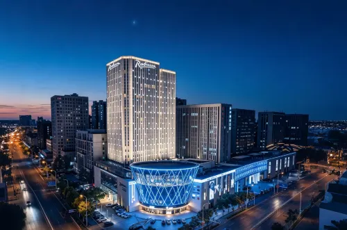Radisson Hotel Tianjin Aqua City - parking