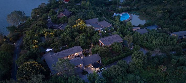 On the Hill (formerly Baling · Yonghu Manor, Dongting Lake China Panda Garden Branch) Hotel a Yueyang