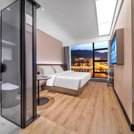 HanTing Hotel (Chongqing Pengshui Shizi Street)