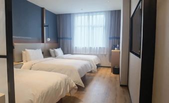 huarenyiju Hotel