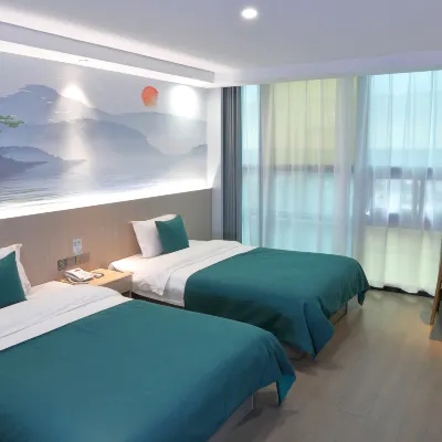 Manchester Hotel Hotels near Xi Shan District