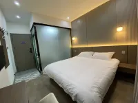 顧佳ホテル