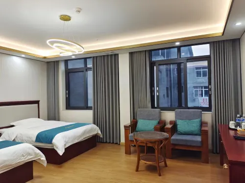 Chengde business inn