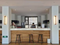 Yandang Mountain Hot Spring Hotel - bar