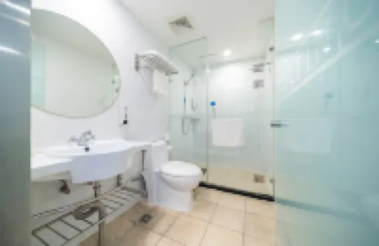 Gemeng Hotel (Shanghai Huinan Pazhou Commercial Plaza) Hotels near Shanghai Open University Nanhui Branch