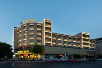 東陽金指環酒店（木雕城店） 鄰近義百利義烏小商品直銷超市(東陽五馬塘店)的酒店