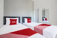 Super OYO Collection O 92363 Kp Inn Hotels in Temon