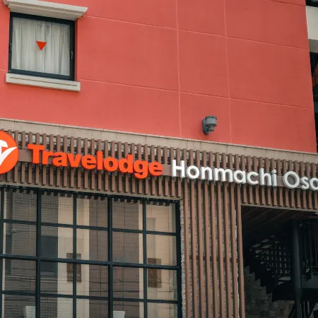 Travelodge Honmachi Osaka Отели рядом с достопримечательностью «Утсубо Парк»