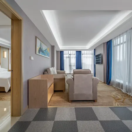 Vienna International Hotel (Shenzhen Huizhanwan Center)