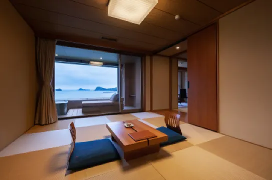 IKI RETREAT by Onko Chishin