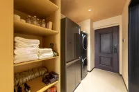 Landscape Light Luxury Apartment (Linyi Hailian International Plaza)