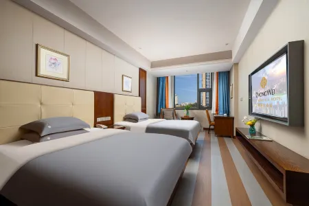 Linyi Ronghua Hotel (People's Square Railway Station)