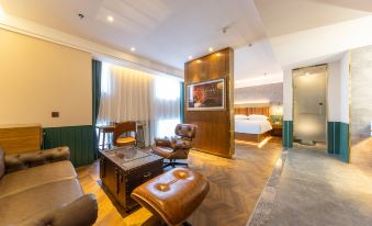 James Joyce Coffetel·Lanzhou Chenguan Bridge