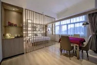 Manhattan City Hotel