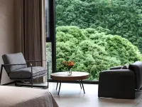 雲漫山居.ENJOY詫寂藝術設計師美宿（張家界國家森林公園店） 鄰近祖國瑰寶的酒店