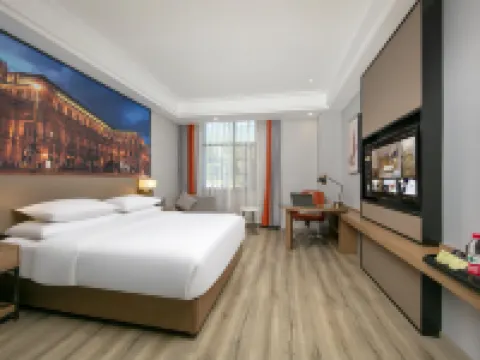 Vienna International Hotel (LinZhi Motuo Branch) Hotels in Motuo