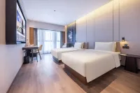 Atour Hotel Xinxiang East Station Pingyuan Road Hotels in Xinxiang