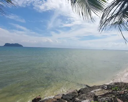 เดอะบีชรีสอร์ทแอนด์เรสซิเดนซ์ โรงแรมในอำเภอ ปะทิว