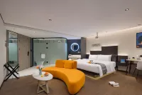 Feng Attitude Hotel - جاكوزي