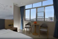 Huaiji World Jingshe Hotel