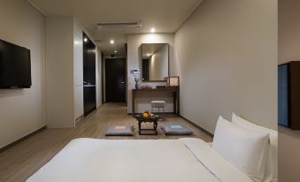 Busan Yeongmu Parade Hotel  Haeundae Beach