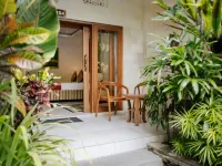 Puri Payogan Villa Hotels near Mozaic Restaurant