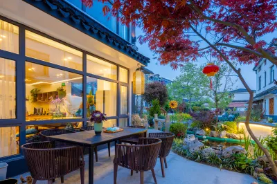 Suxuan Huayue Meisu Hotels near Shen Wansan's Tomb