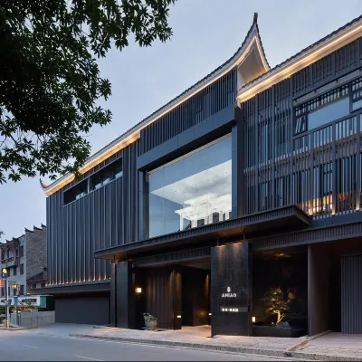 Annai · Xizhou Ji Hotel Hotels near Wulishiban Street