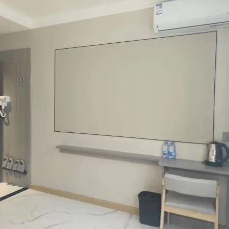 Baotou Langting Express Hotel (Baobai Wangfujing Branch)