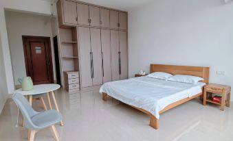 Meizhou Island Seaside Small Building Homestay