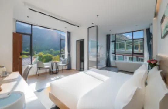 雲溪海棠·日照金山全景空中花園酒店