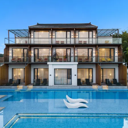 Date One Hot Spring Resort Hotel