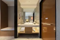 The GiorgioMorandi Hotels (Jinan Tangye Shengtanghui) Hotel dekat Shandong Business Institute