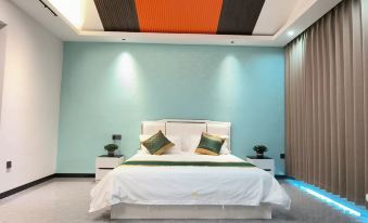 Northbound Cloud Hotel