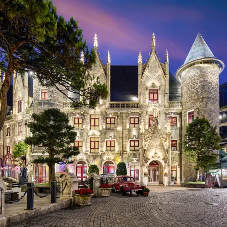 Mercure Danang French Village Bana Hills